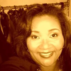 Meet your Posher, Denise